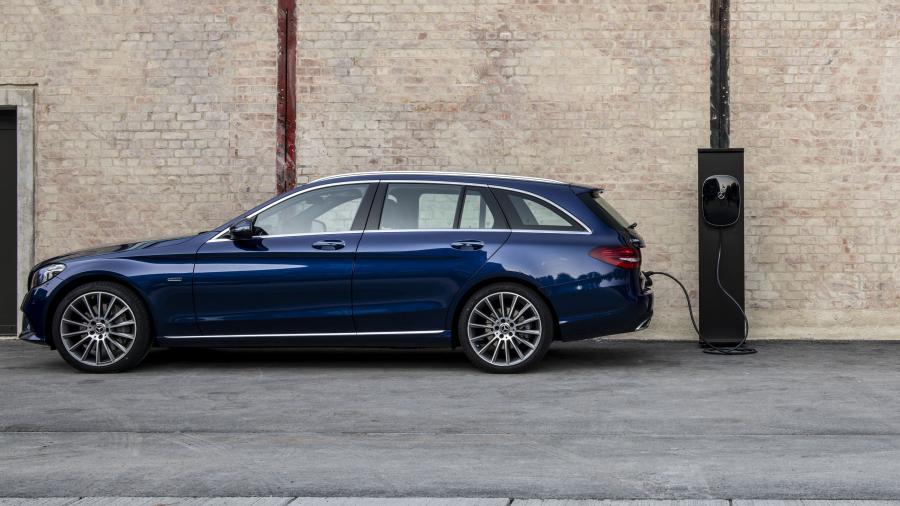  Mercedes-Benz C300 de Estate (S205) 2018 года  (WW) (фото 8 из 17)